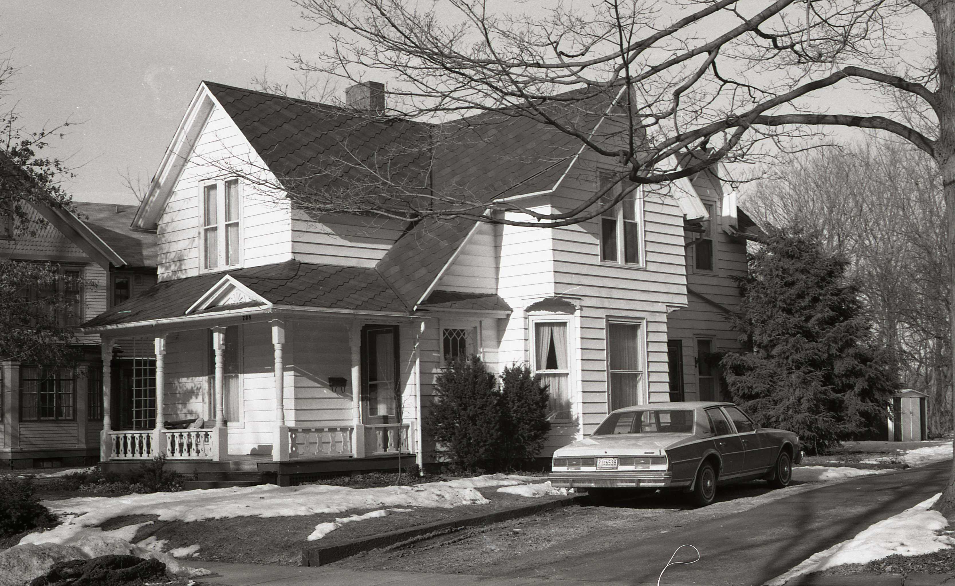 738 Park Avenue